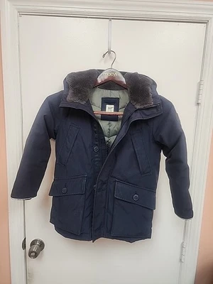 Gap Kids Hooded Puffer Jacket with Faux Fur Trim Size KIDS SMALL Blue - Image 1 of 4