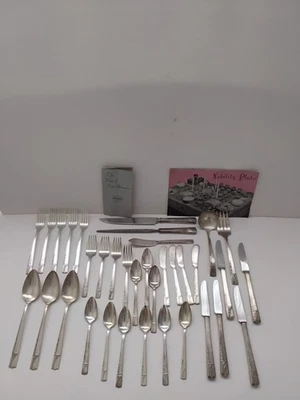 35 Piezas Oneida Nobility Placa Capricho Patrón 1937 Repuesto Varias Piezas Foto 1 de 4