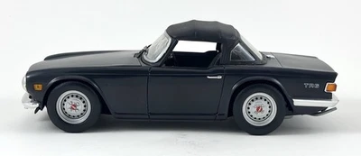 1:18 Scale ERTLE 1971 Triumph TR6 Diecast Car Dark Blue VGC - Image 1 of 4