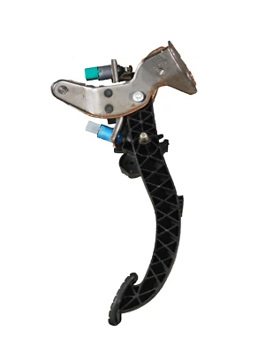 PÉDALE D'EMBRAYAGE RENAULT GRAND SCÉNIC 2 PHASE 1 L1020055 - Photo 1/4