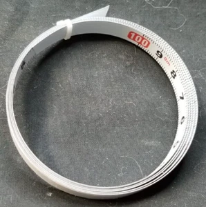 Harfington Maßband mit selbstklebender Rückseite 100 cm metrisch - Bild 1 von 3