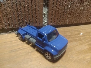 MATCHBOX UTILITY TRUCK 2006 MB 695  - Picture 1 of 4