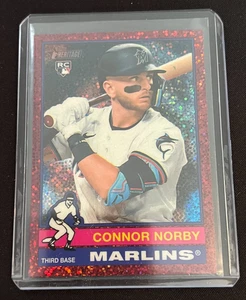 Connor Norby 2025 Topps Heritage Chrome Burgandy Sparkle (RC) - Marlins - Foto 1 di 2