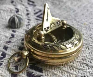 Brújula de bolsillo de latón | Brújula de estilo vintage | Brújula hecha a mano | Steampunk | - Imagen 1 de 4