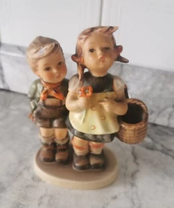 Vintage Goebel Hummel Figurine - Too Market - Brother & Sister - (49/0) - Picture 1 of 9