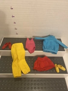 Vintage Barbie 1984 - SKIPPER - Hot Stuff Tracksuit #7927 - Picture 1 of 12