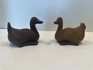 Par de patos de resina de madera hechos a mano de 4" - Imagen 1 de 6
