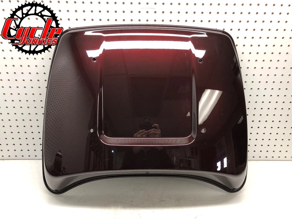 🔥 Cubierta de tapa original 2018 Harley-Davidson CVO Limited Cherry Fade Tour Pack 🔥 Foto 1 de 4