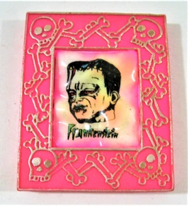 Vintage 1970's Frankenstein Glow N Dark Framed Monster Charm Vend Toy Old Stk PB - Picture 1 of 1