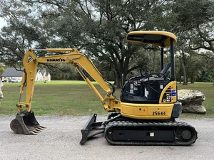 2015 JLG 600S TELESCOPIC BOOM LIFT - DIESEL - 4X4 - GENERATOR - 8FT BASKET -NICE - Picture 1 of 21
