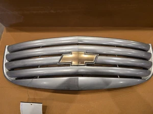 2006 -2011 CHEVROLET HHR GRILLE GRILL SILVER OEM 25808063 - Bild 1 von 14