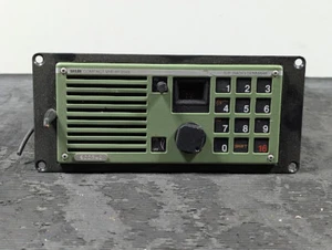 Sailor Compact VHF RT2048 for Parts, Signs of Use - Zdjęcie 1 z 8