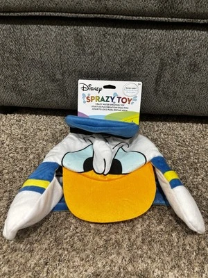 Sombrero de peluche Donald Duck Disney elope SPRAZY con chorro de agua Foto 1 de 4