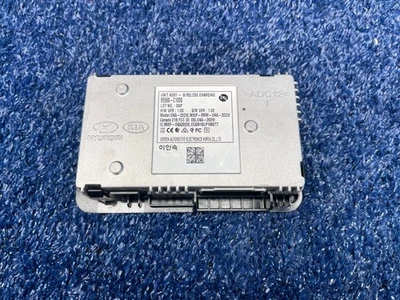 2020–2023 现代索纳塔无线充电模块 原始设备制造商 95560-C1000 — 第 1/4 张图片