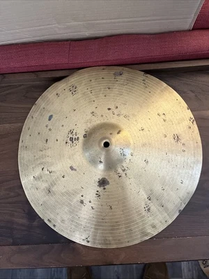 VINTAGE COPPER ALOY CRASH DRUM THIN CYMBAL 16" UNBRANDED - Image 1 of 2