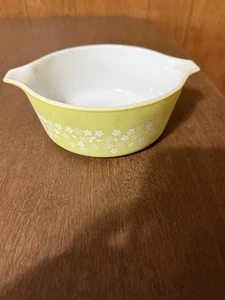 Cazuela Pyrex 750 ml 472-B Spring Blossom Crazy Daisy verde lima solamente - Imagen 1 de 15