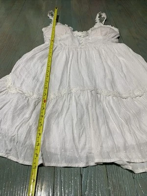 Mini Vestido Top Babydoll de Encaje Blanco Rue 21 Y2K Hada Hippie Etéreo Boho XS Foto 1 de 4