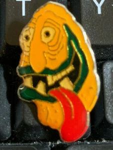 Vintage 1988 Gag Bag Retro Face Ghoul Monster Punk Lapel Pin Pinback - Picture 1 of 3