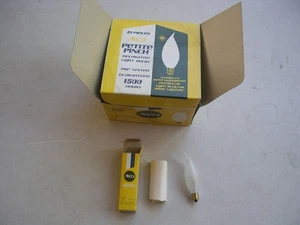 (25) VINTAGE ABCO PETITE PINCH FROSTED FLAME TIP SMALL BASE 15 WATT 120V BULBS - Picture 1 of 3