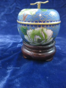 Zierliche Cloisonné Schmuckschatulle in Apfelform mit Kerze - Bild 1 von 8