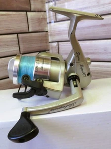 Shakespeare Sigma Supra RT 835 Long Cast Angelrolle sehr glatt Top Zustand! - Bild 1 von 8