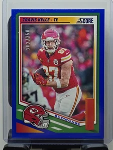 Vitrina azul Panini Score 2025 #232 Travis Kelce 202/250 Kansas City Chiefs - Imagen 1 de 6