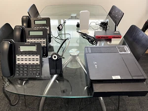 LG-Ericsson iPECS eMG100 phone system - Picture 1 of 15