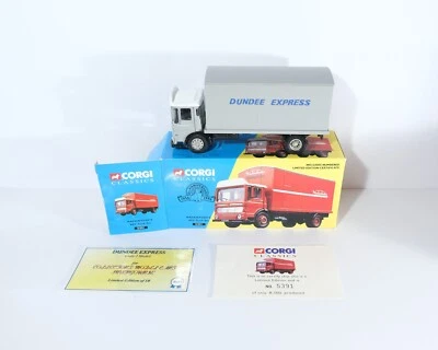 Rare Corgi AEC Truck Dundee Express 21201 Code 3 Model Diecast Boxed w/ Cert A4 - Image 1 of 4