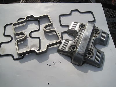 1983 83 HONDA MAGNA V45 VF750 REAR TOP HEAD COVER SET — 第 1/2 张图片