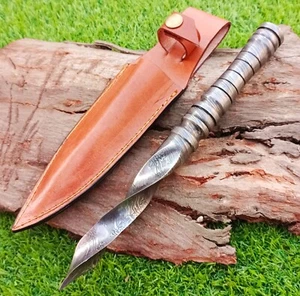 Hunting Dagger, Tri-Knife 10 Inches, Damascus Steel Blade Tri-Edge Spiral Design - Picture 1 of 8