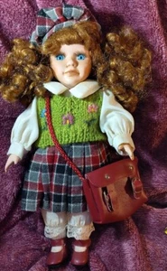 Haunted PORCELAIN DOLL COLLECTORS CHOICE FINE BISQUE irish scottish  movable vtg - Picture 1 of 7
