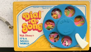1963 Walt Disney’s Dial A Song It’s A Small World Spieluhr funktioniert sehr guter Zustand - Bild 1 von 3