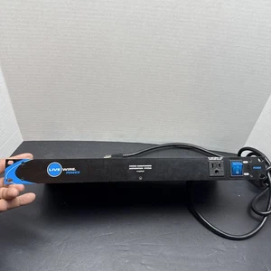 Live Wire Power Model PC900 9 Outlet Power Conditioning Distribution System - Bild 1 von 6