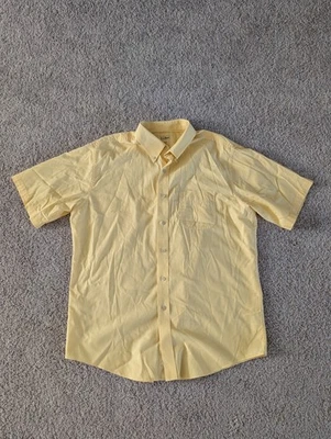LL Bean Button Up Shirt Trim Fit Yellow Short Sleeve Mens Large Regular  - Image 1 of 4