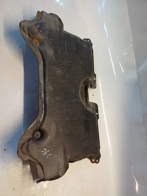 76C* Mercedes Benz MB W204 Protección Del Chasis Chasis A2045200823 - Imagen 1 de 4