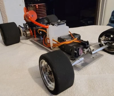 RC DRAG CAR NITRO ROLLING CHASSIS NO PREP DRAG (MIT NEUEM DYNAMITE .21 MOTOR) - Bild 1 von 4