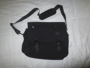 SCHWARZE KURIERTASCHE MEHRERE FÄCHER - Bild 1 von 4