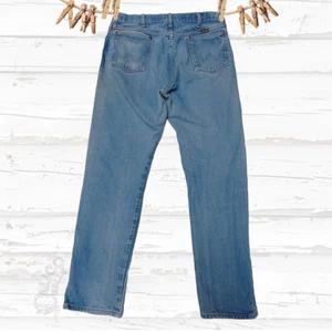 Vintage Wrangler Light Wash Western Denim Jeans Men's 36x33 Made In USA - Picture 1 of 9