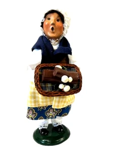 Byers Choice Girl with Mushrooms In Basket from 2003 HTF - Bild 1 von 9