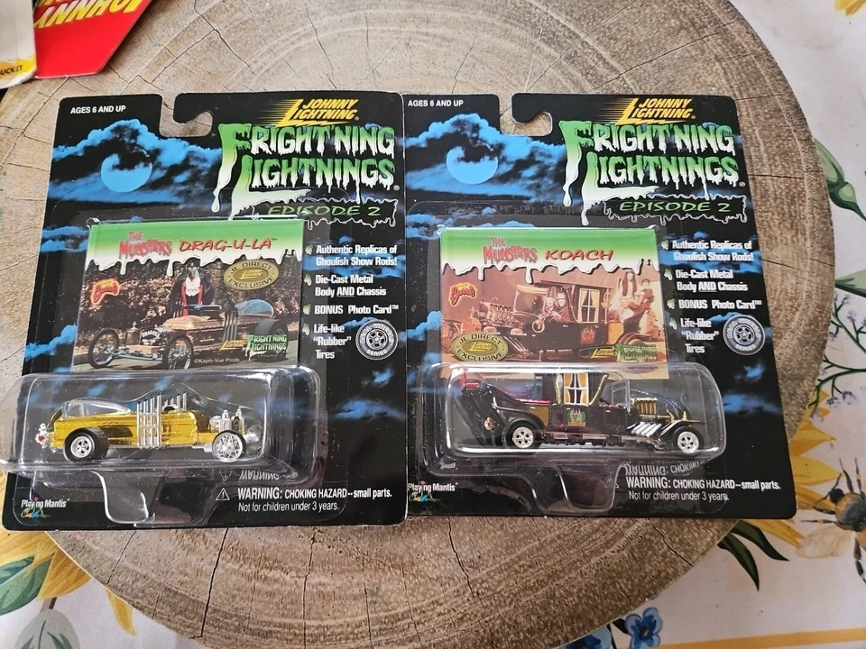 Johnny Lightning Undertaker Ghoulish Show Rod Frightning Lightning Episode 2 1/11.5 Diecast Car