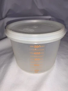 Tupperware Measuring Cup Container With Lid Clear - Picture 1 of 4
