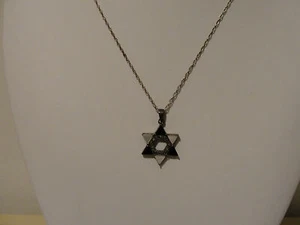 Star of David marcasite 925 black & pearlized inlay pendant on 18" chain - Picture 1 of 10