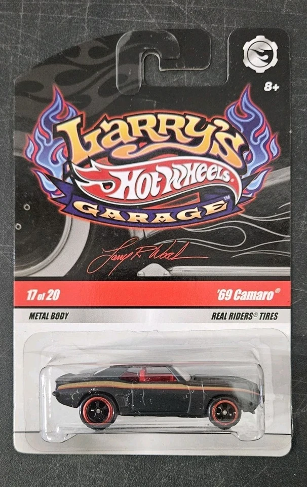 Camaro 2009 Hot Wheels Chase Larry's Garage 17/20 '69 *negro* con pilotos reales Foto 1 de 1