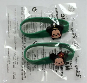 Disney Share The Magic Wrist Band Mickey & Minnie Holiday Tsum Tsum Bracelet - Bild 1 von 2