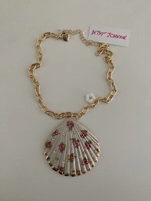 BETSEY JOHNSON Shell Yeah Flower White Shell Chain Necklace MSRP $128, NEW - Image 1 of 4