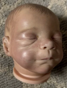 Milou Baby Kopf Evelina Wosnjuk WO. 3 - Bild 1 von 9