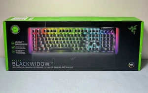 Razer - BlackWidow V4 Full Size Wired Mechanical Green Switch Gaming Keyboard - Picture 1 of 4
