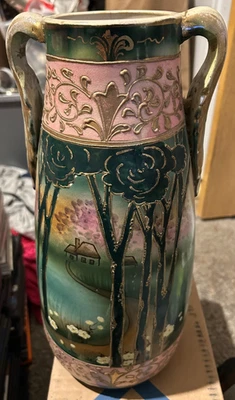 Diseños florales y paisajísticos antiguos de nipón sin marca de los años 1890-1920 pintados a mano Foto 1 de 4