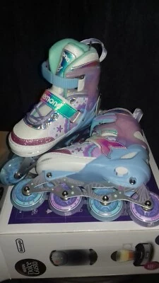 NEMONE Mermaid M (UK 13-C) adjustable Skates for Girls with 8 Light up Wheels - Image 1 of 4