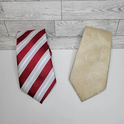Lot 2 Donald Trump 100% Silk Neckties Red White+Cream Signature Collection Read - Imagem 1 de 4